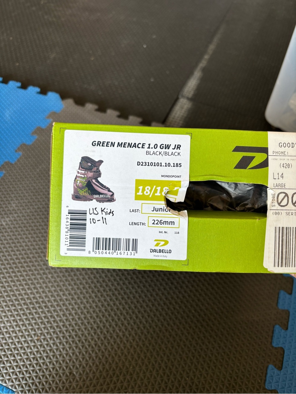 Dalbello Green Menace ski boots -  Kids size 10-11, length 226mm,Black/Green NWT
